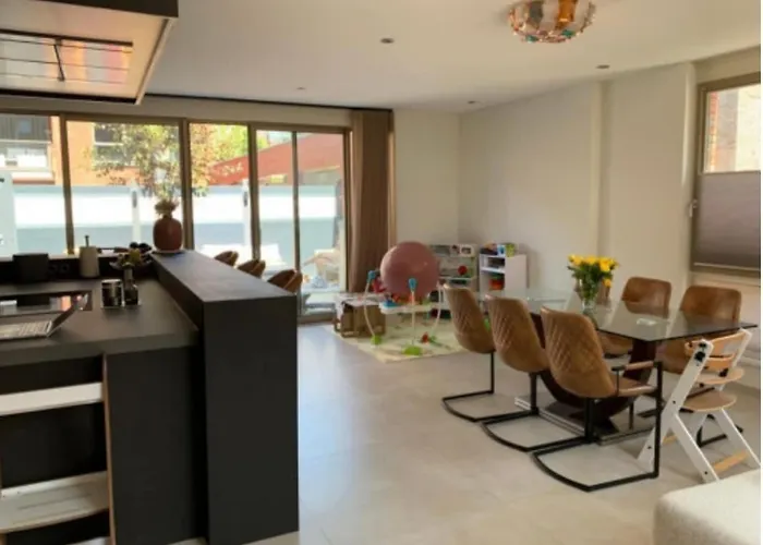 Apartman Spectacular 3floor Town House Nearby Citycenter