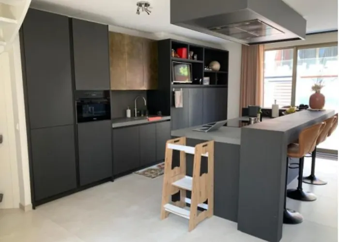 Spectacular 3floor Town House Nearby Citycenter *