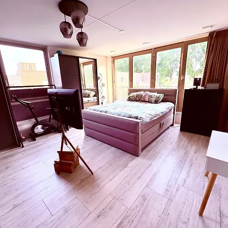 Spectacular 3floor Town House Nearby Citycenter *